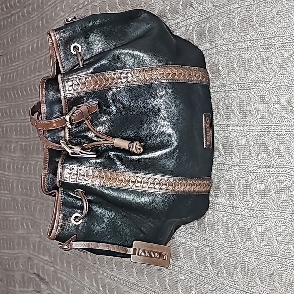 Pikolinos Drawstring Purse